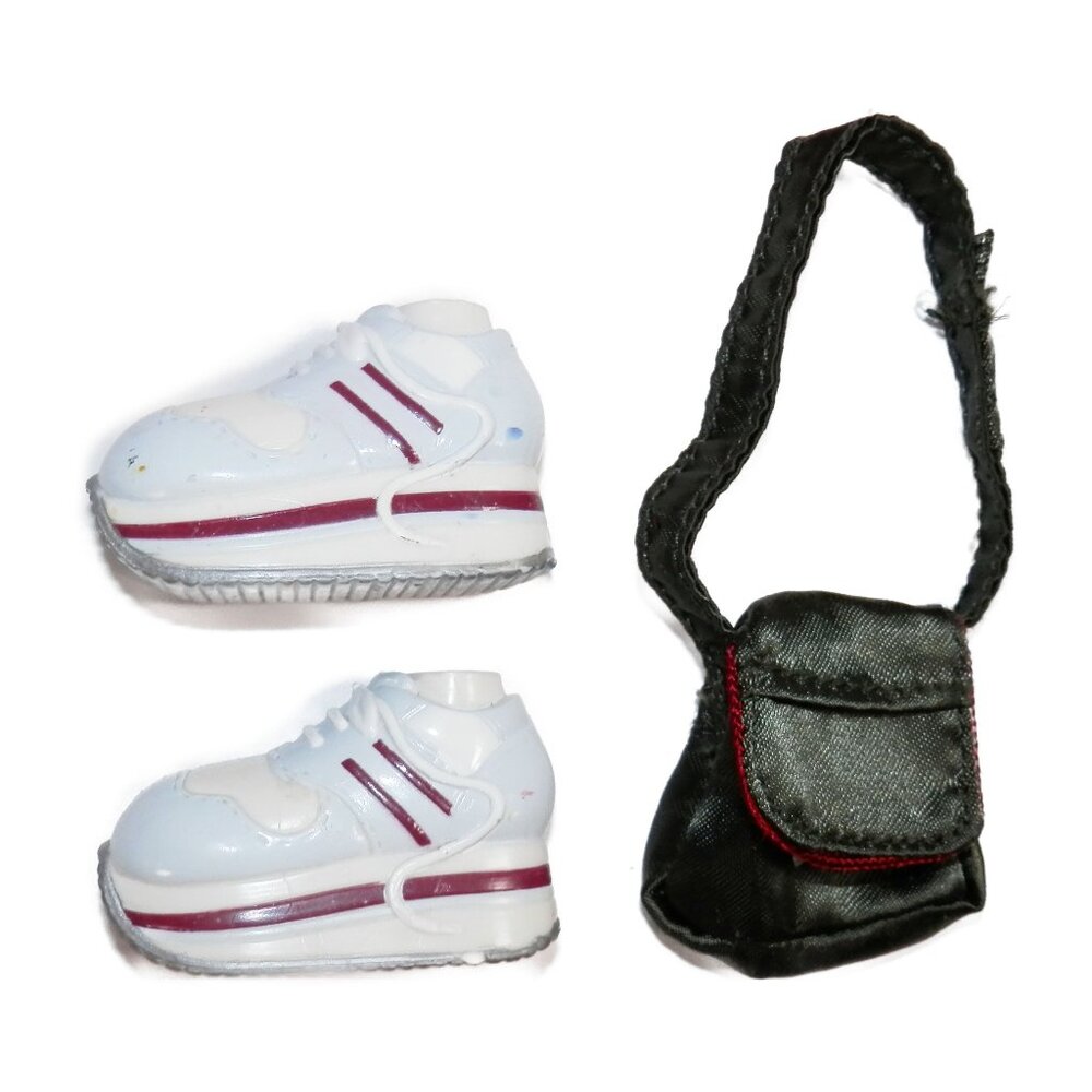 2001 Bratz Fashion Pack Study Hall Style Messenger Purse Bag Light Blue Sneakers